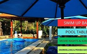 Castaway Island Hostel