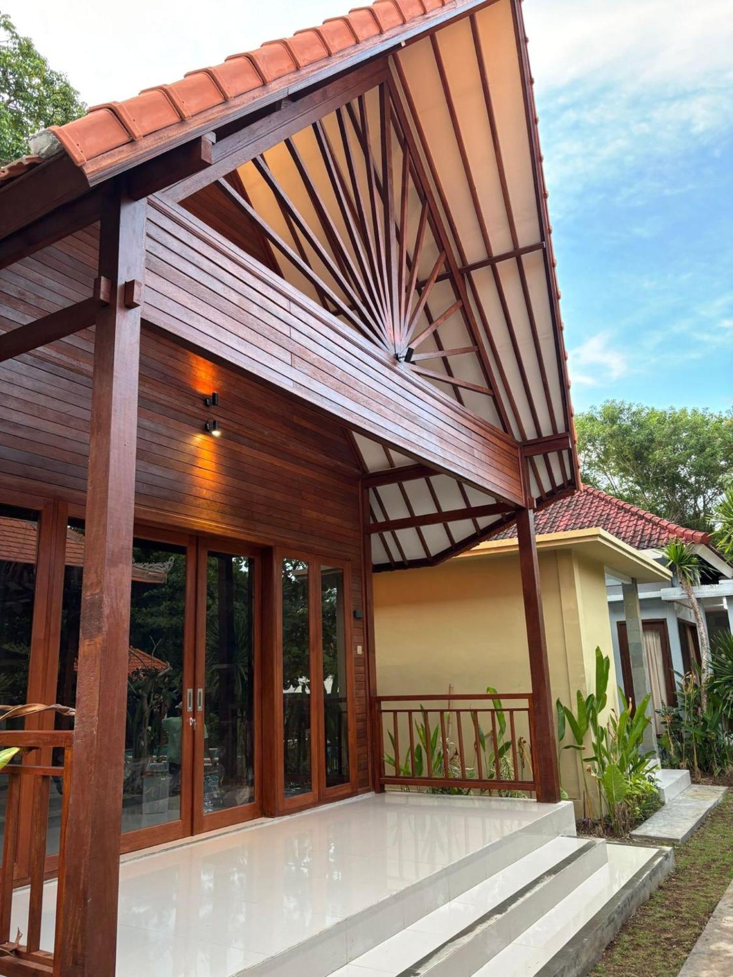 Castaway Island Hostel Nusa Lembongan Exteriör bild
